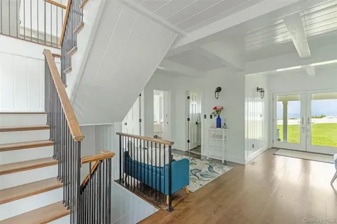 2700 Sound Drive Greenport NY 11944