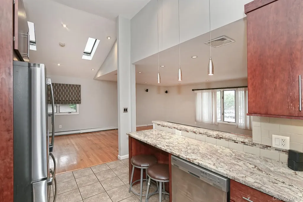 36 Dawes Avenue Syosset NY 11791