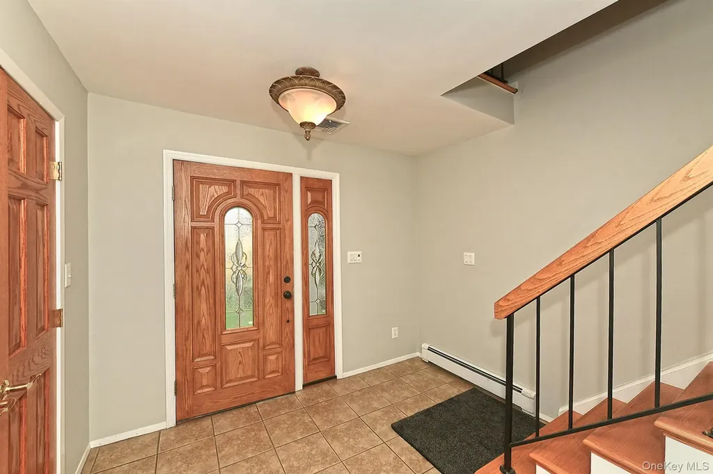 36 Dawes Avenue Syosset NY 11791
