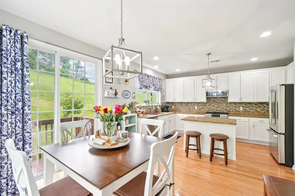 2602 Hawthorn Way New Windsor NY 12553