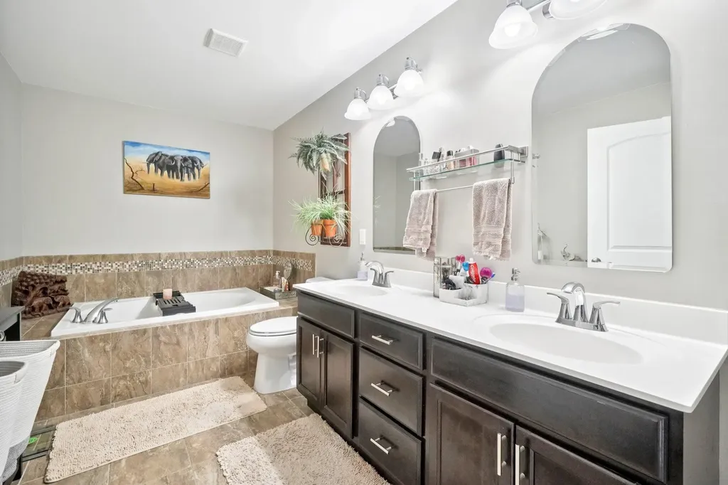 2602 Hawthorn Way New Windsor NY 12553