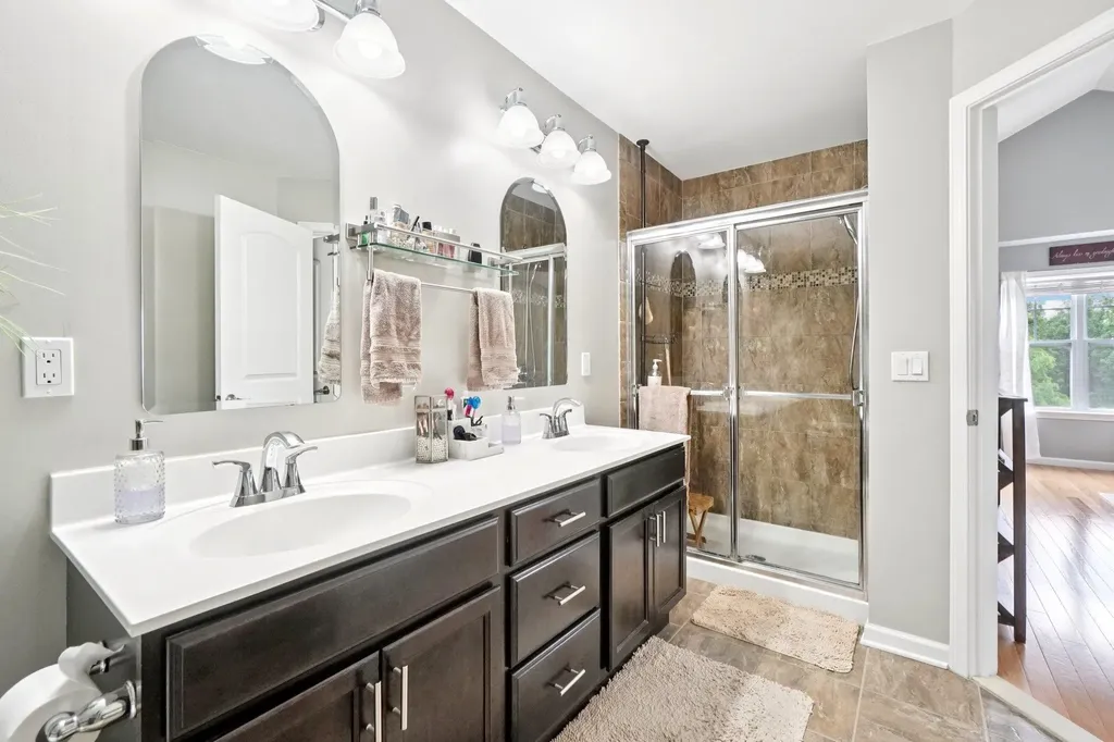 2602 Hawthorn Way New Windsor NY 12553