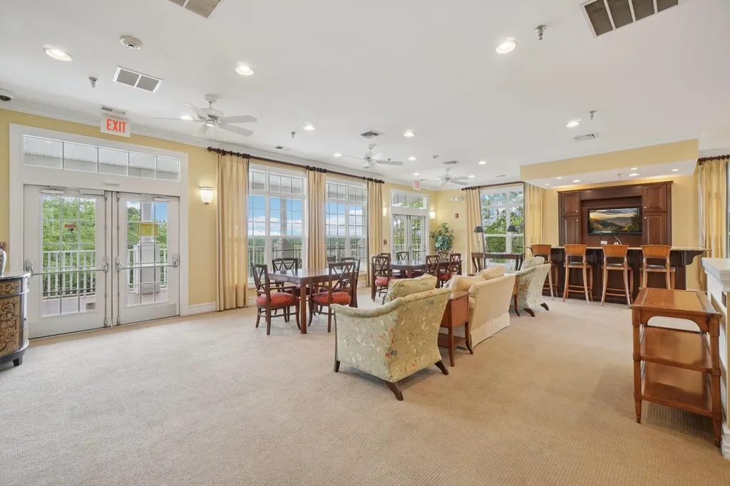 2602 Hawthorn Way New Windsor NY 12553