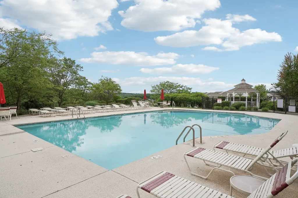 2602 Hawthorn Way New Windsor NY 12553
