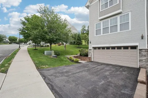 2602 Hawthorn Way New Windsor NY 12553