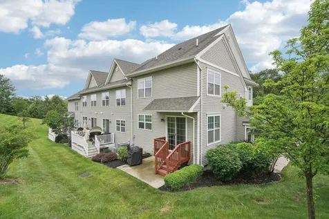 2602 Hawthorn Way New Windsor NY 12553