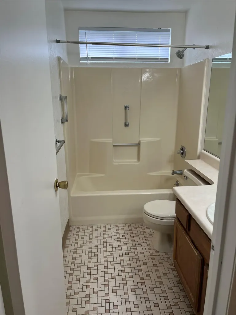 301 Pine Hollow Way Chester NY 10918