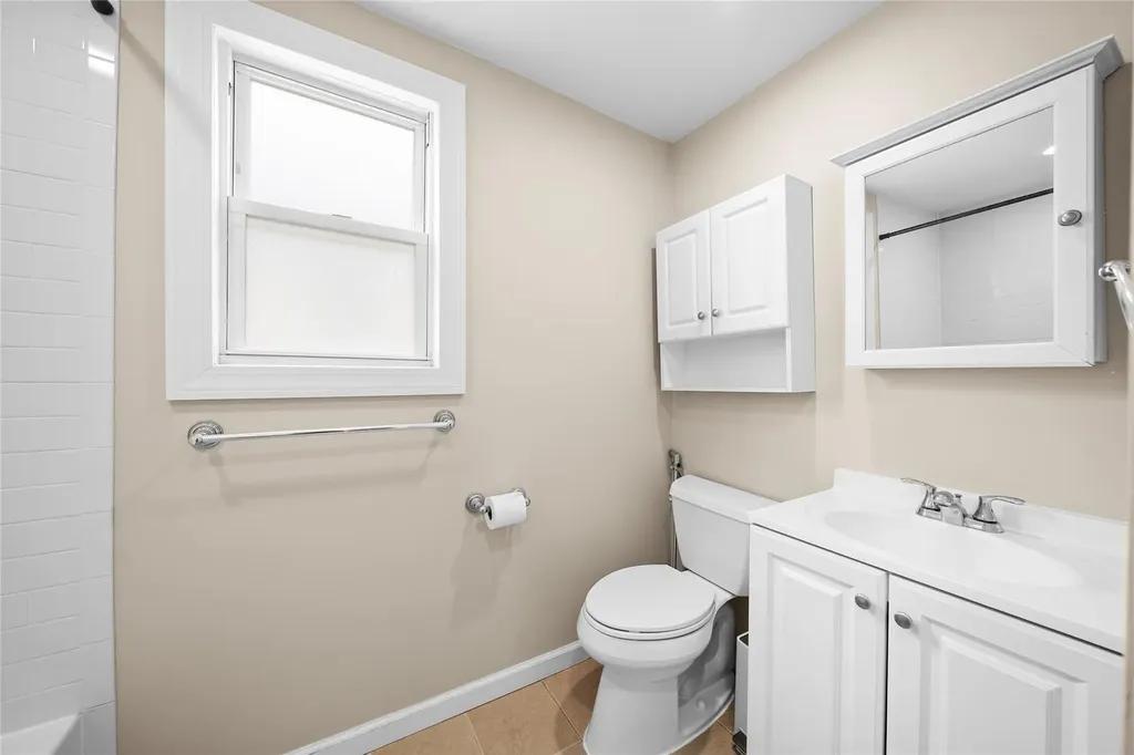 93 Island Parkway Island Park NY 11558