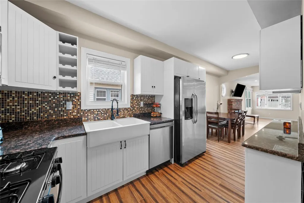 93 Island Parkway Island Park NY 11558