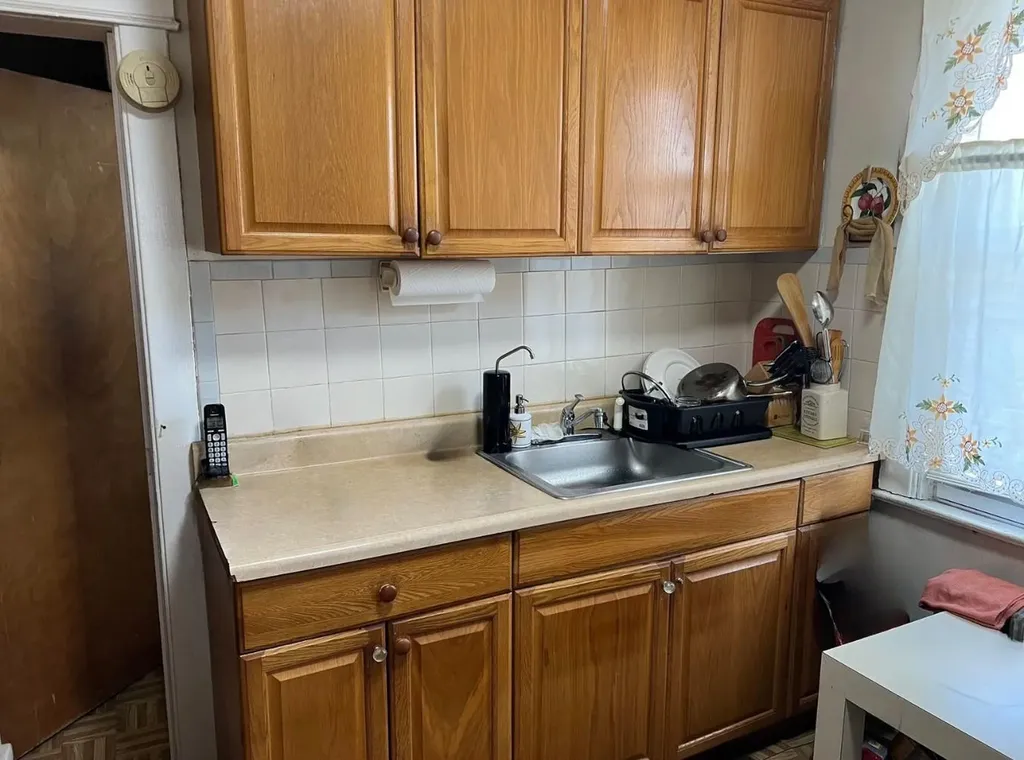 14 Matthews Place Brooklyn NY 11236