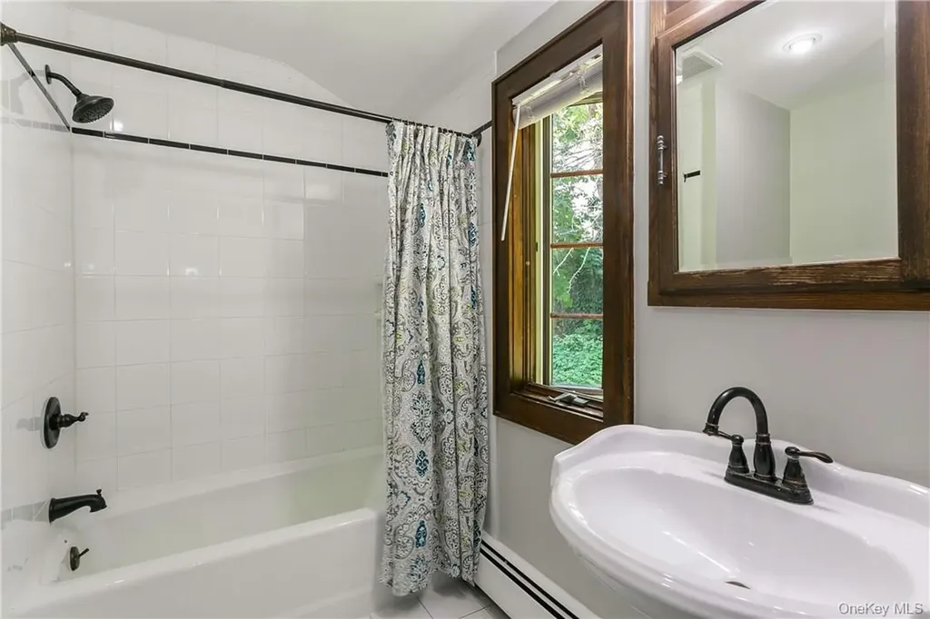 1191 Post Road Scarsdale NY 10583