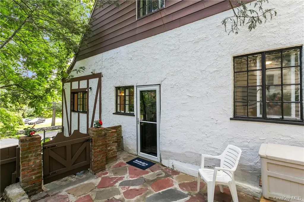 1191 Post Road Scarsdale NY 10583