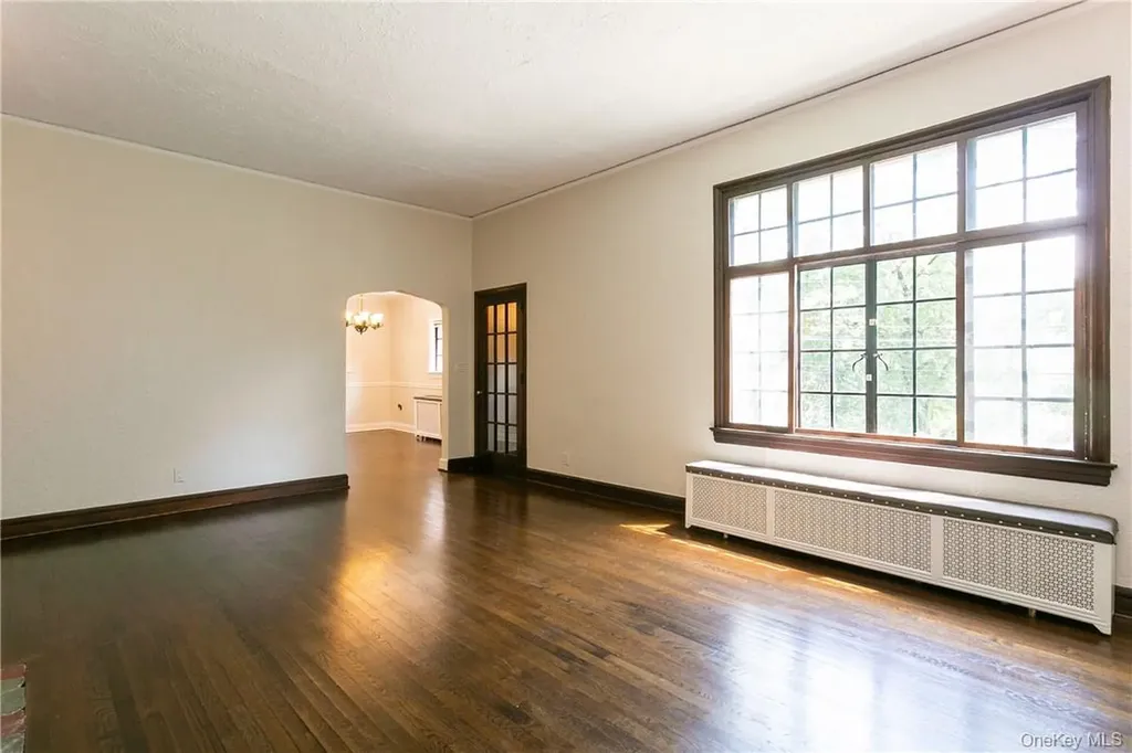 1191 Post Road Scarsdale NY 10583