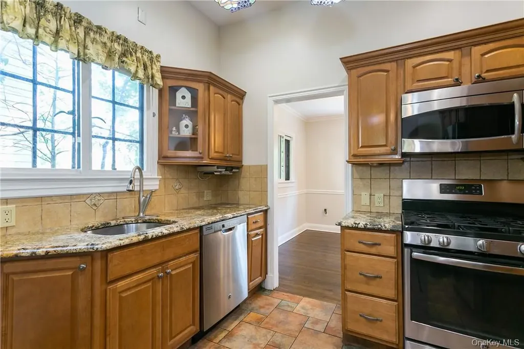 1191 Post Road Scarsdale NY 10583