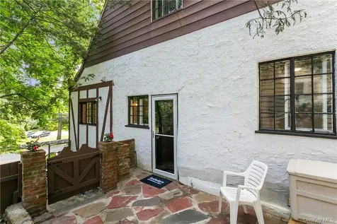 1191 Post Road Scarsdale NY 10583
