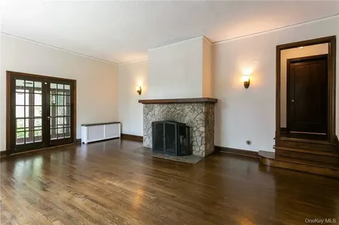 1191 Post Road Scarsdale NY 10583