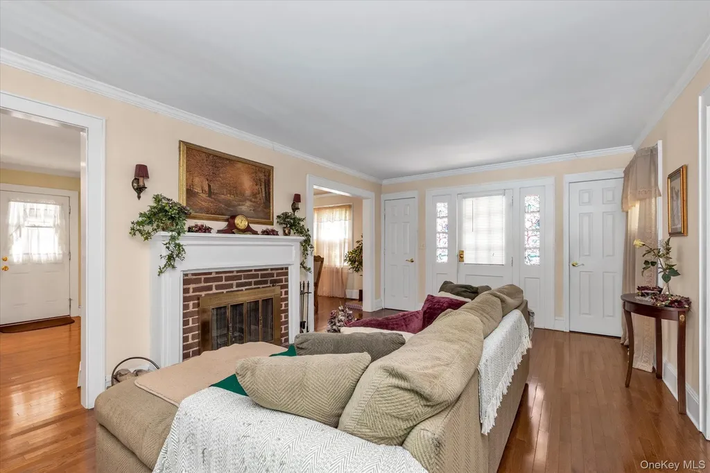 1277 Jerusalem Avenue Merrick NY 11566
