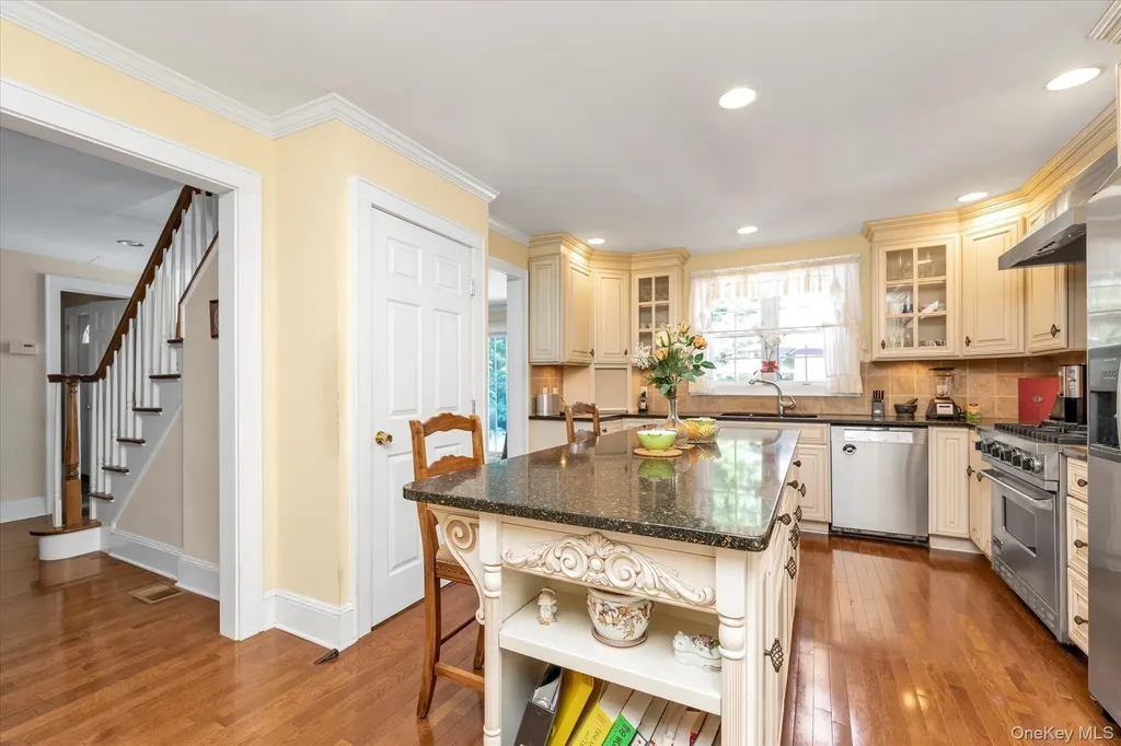 1277 Jerusalem Avenue Merrick NY 11566
