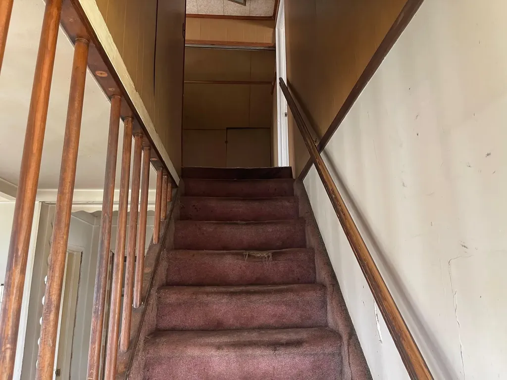 84 Rope Lane Levittown NY 11756