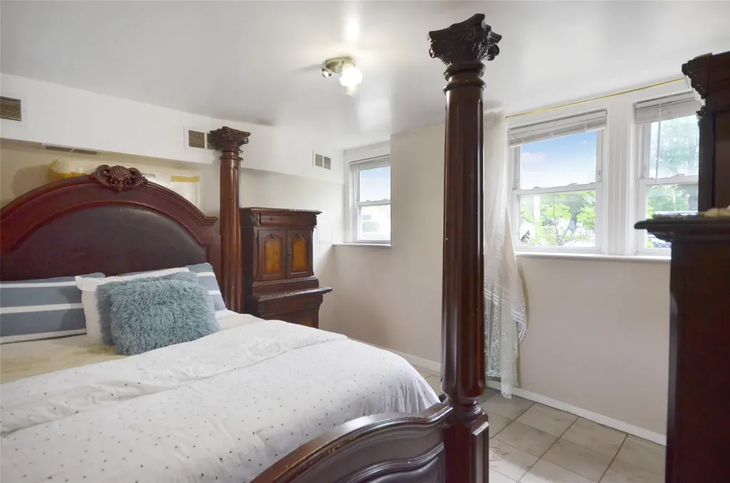 3070 Lasalle Avenue Bronx NY 10461
