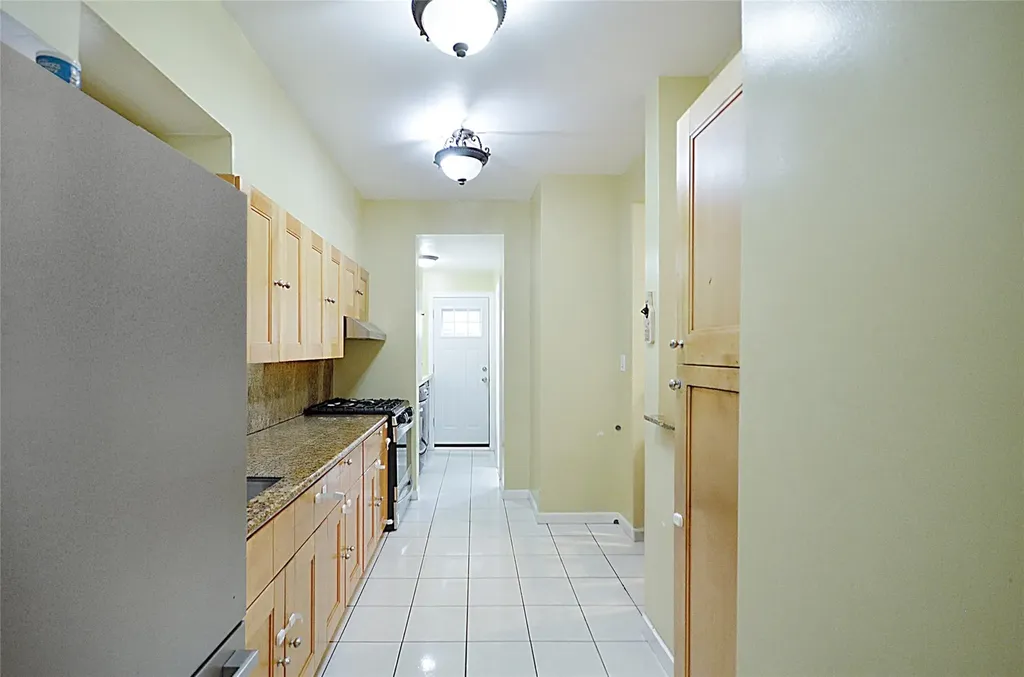 3070 Lasalle Avenue Bronx NY 10461