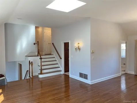 7 Country Ridge Drive Rye Brook NY 10573