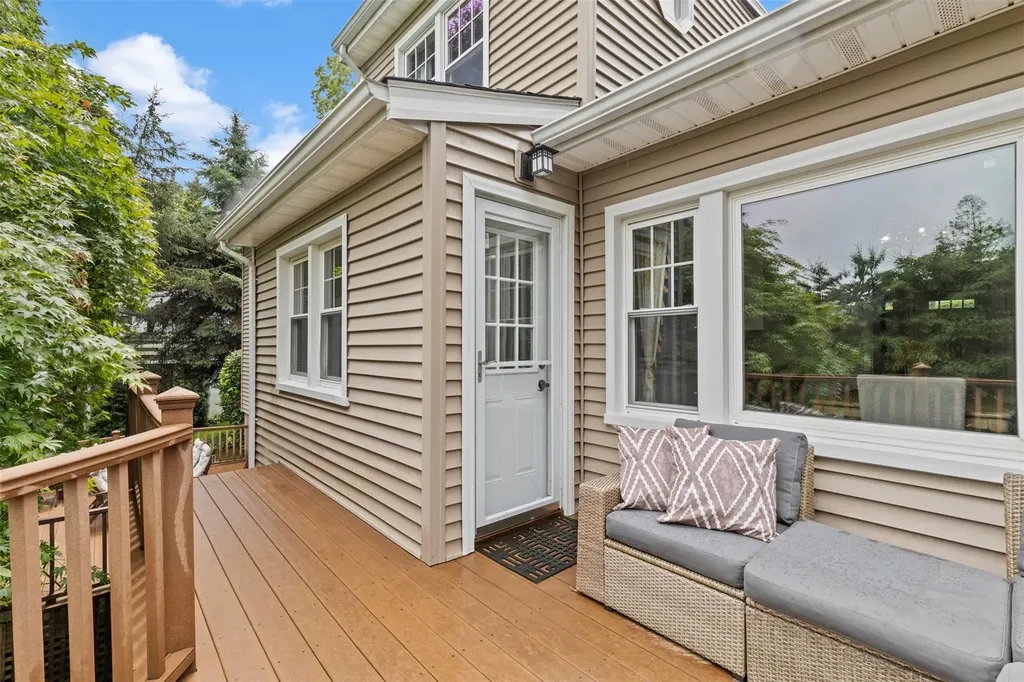 8 Sylvan Lane Scarsdale NY 10583