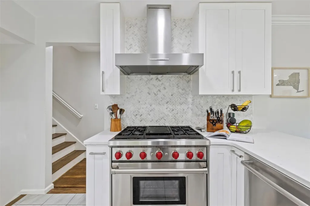 8 Sylvan Lane Scarsdale NY 10583