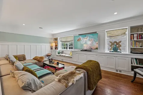 180 Bell Road Scarsdale NY 10583
