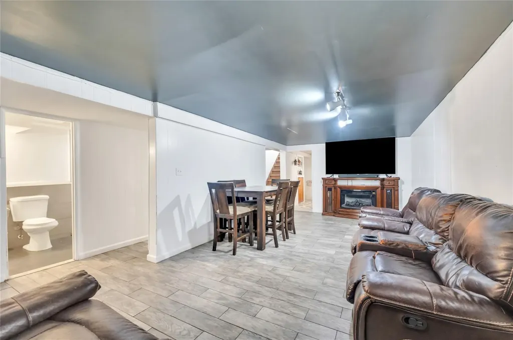 189 Stanton Boulevard Uniondale NY 11553