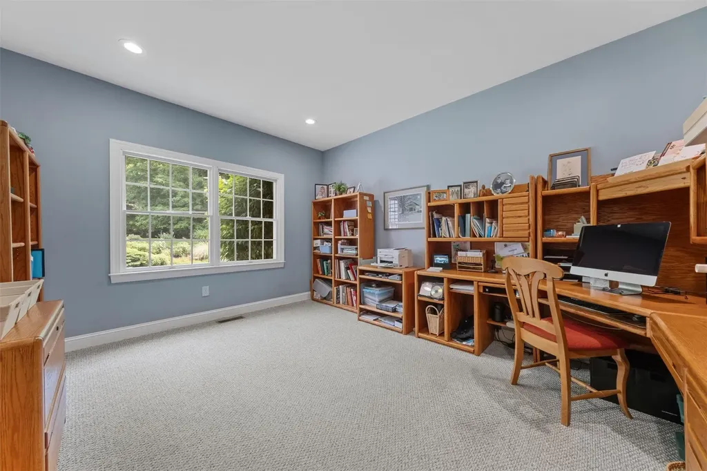 41 Carlton Drive Mount Kisco NY 10549