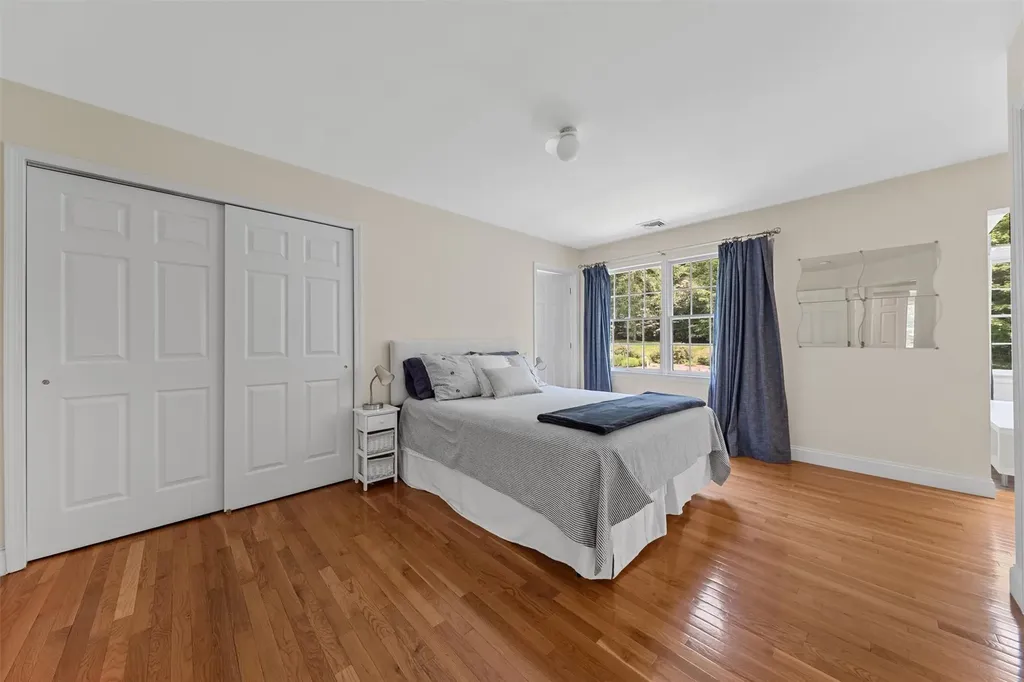 41 Carlton Drive Mount Kisco NY 10549