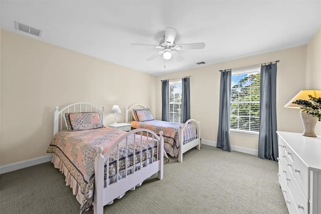 41 Carlton Drive Mount Kisco NY 10549