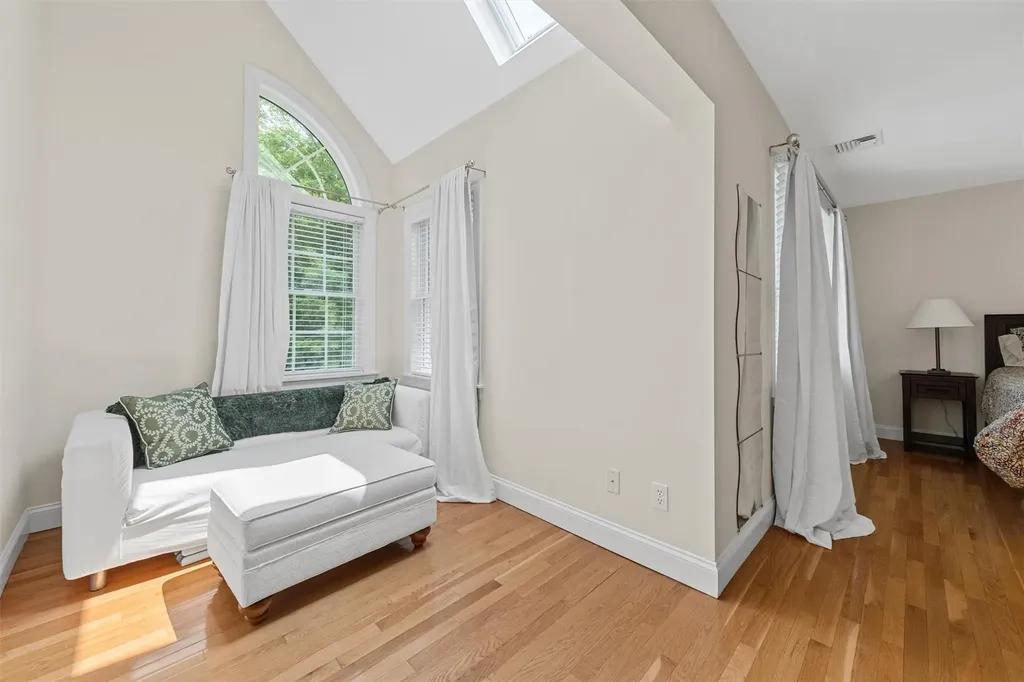 41 Carlton Drive Mount Kisco NY 10549