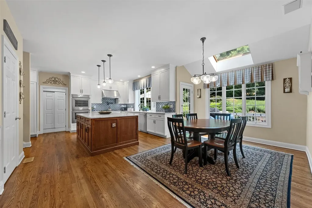 41 Carlton Drive Mount Kisco NY 10549