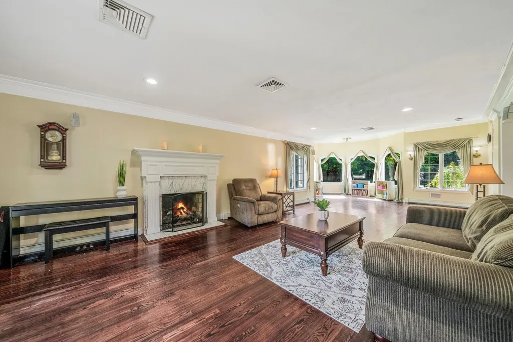23 Antona Boulevard Centereach NY 11720