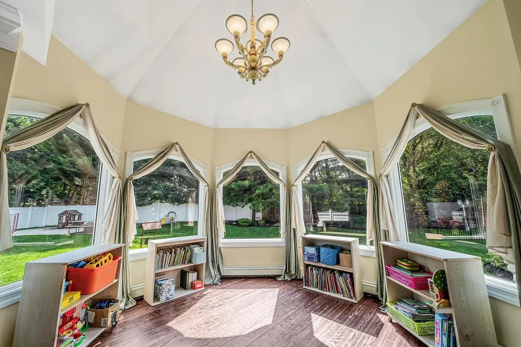23 Antona Boulevard Centereach NY 11720