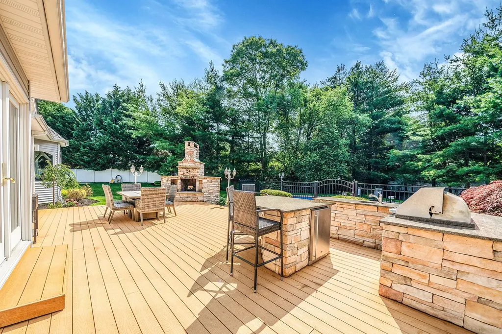 23 Antona Boulevard Centereach NY 11720