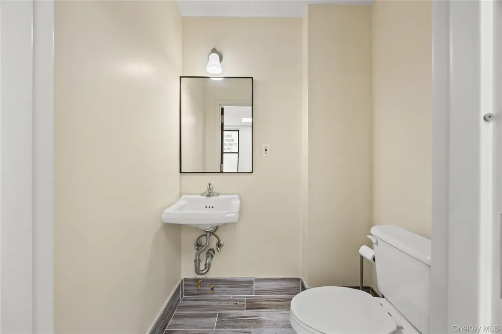 148-09 Northern Boulevard Flushing NY 11354