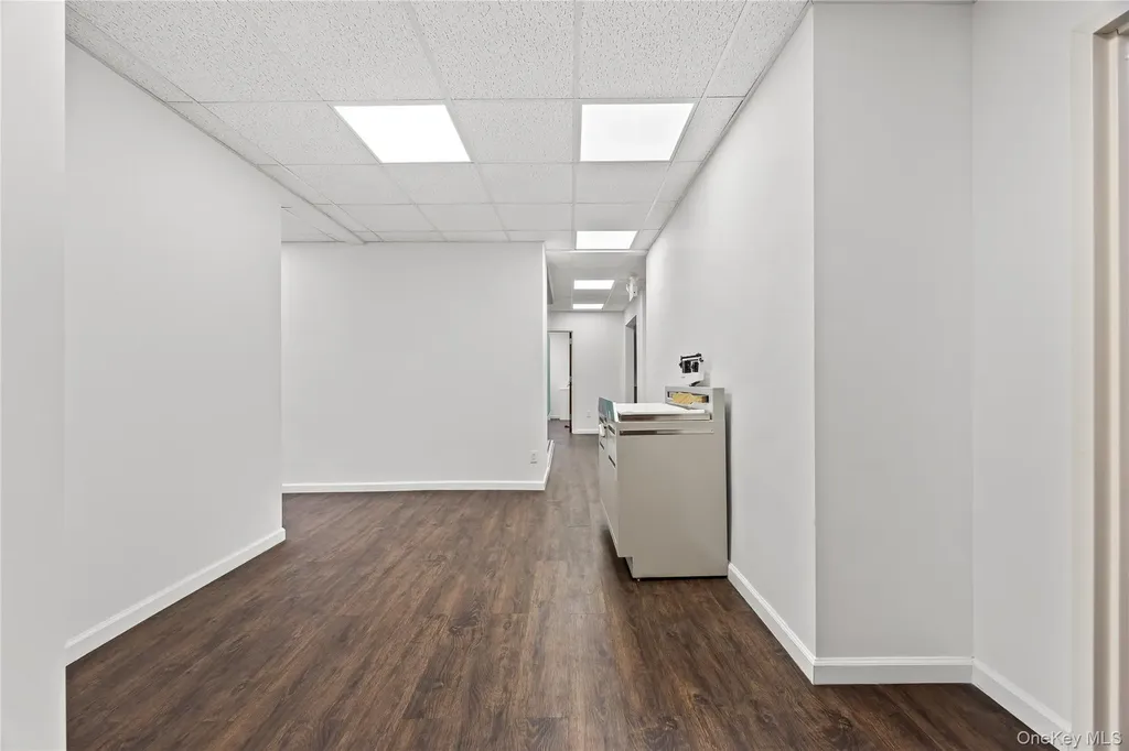 148-09 Northern Boulevard Flushing NY 11354