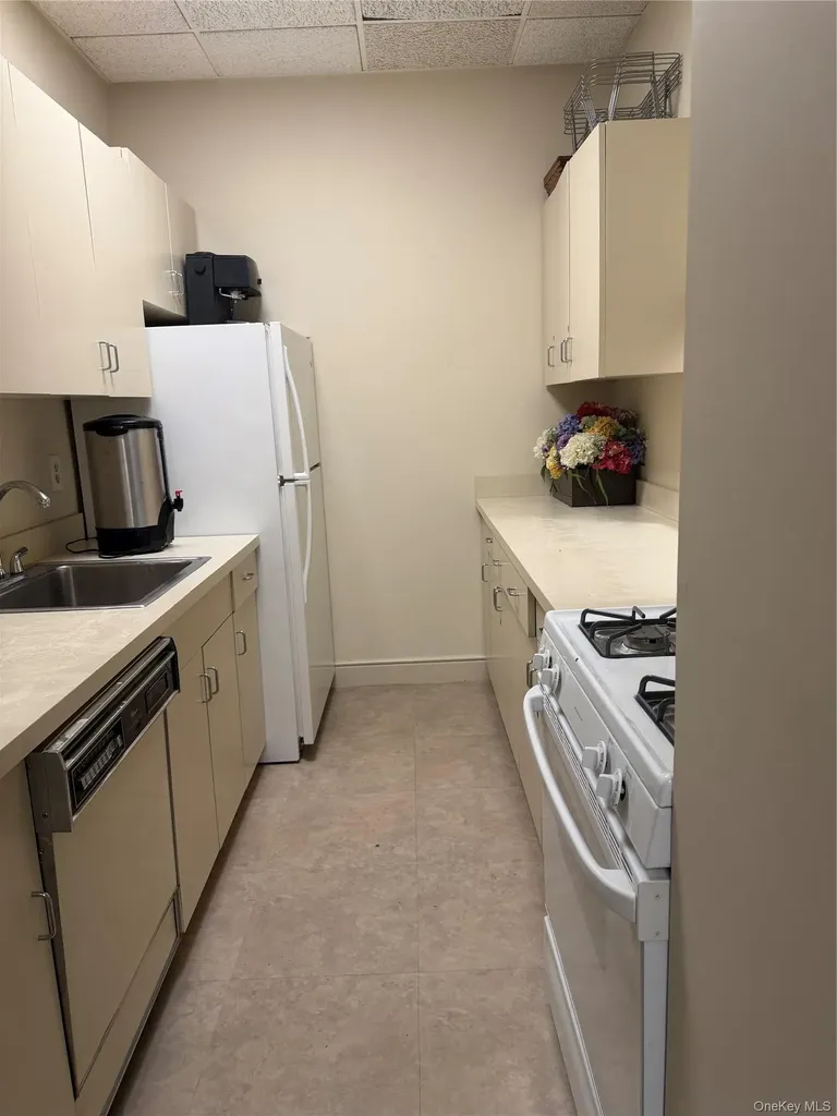 1270 North Avenue New Rochelle NY 10804