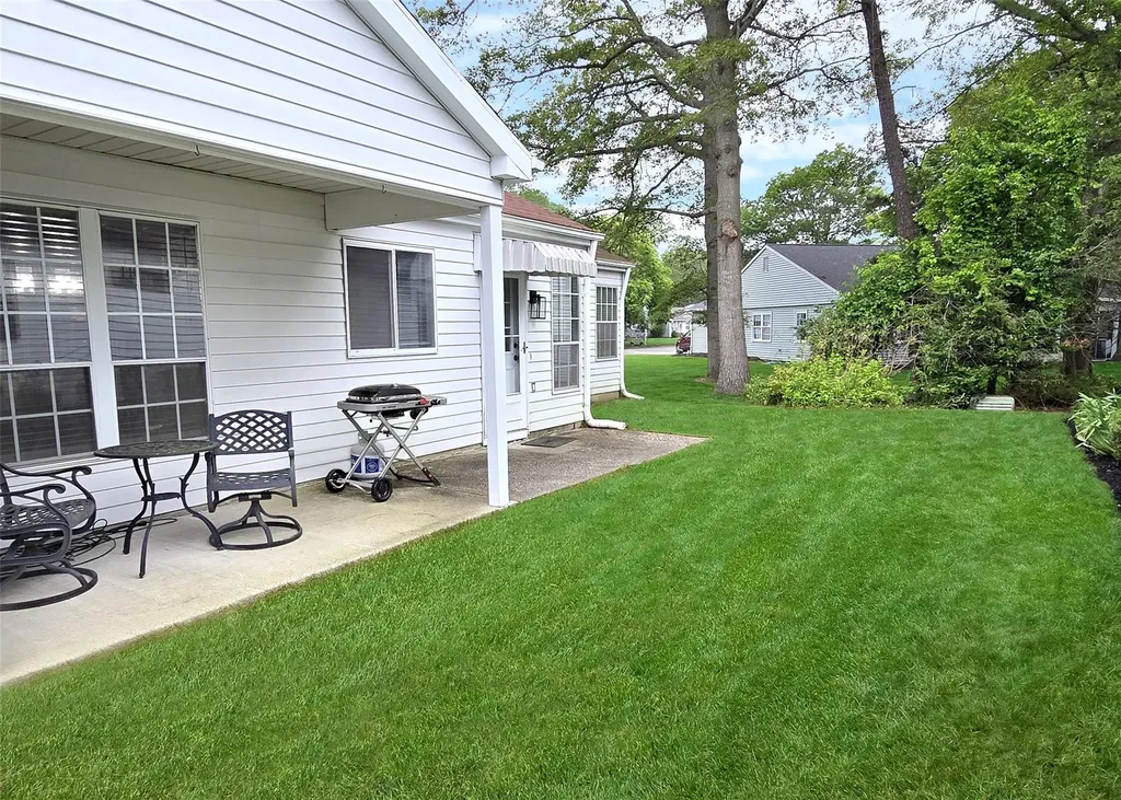 215 Kingston Drive Ridge NY 11961