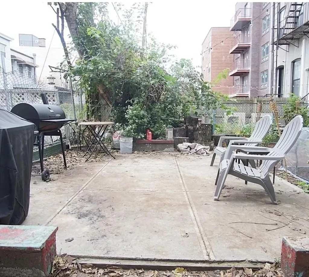 609 Seneca Avenue Ridgewood NY 11385
