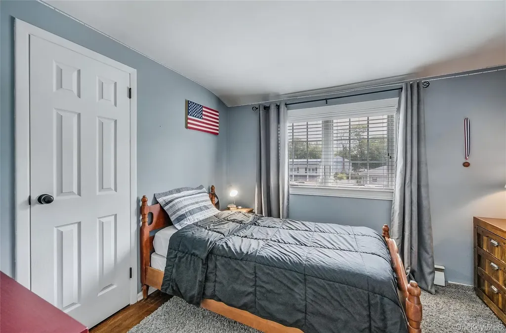 305 Devon Lane Smithtown NY 11787