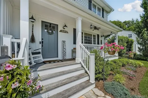 305 Devon Lane Smithtown NY 11787