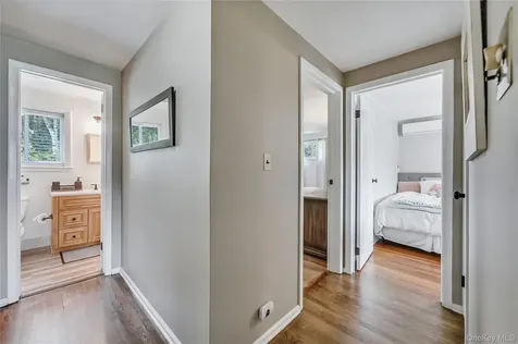 305 Devon Lane Smithtown NY 11787