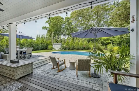 305 Devon Lane Smithtown NY 11787