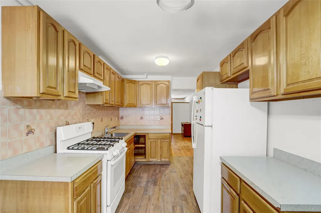 1327 E 84th Street Brooklyn NY 11236
