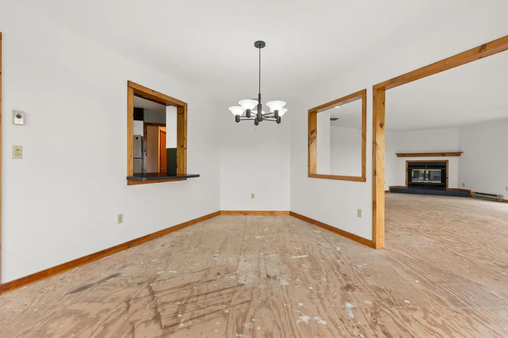 93 Cross Road Patterson NY 12563