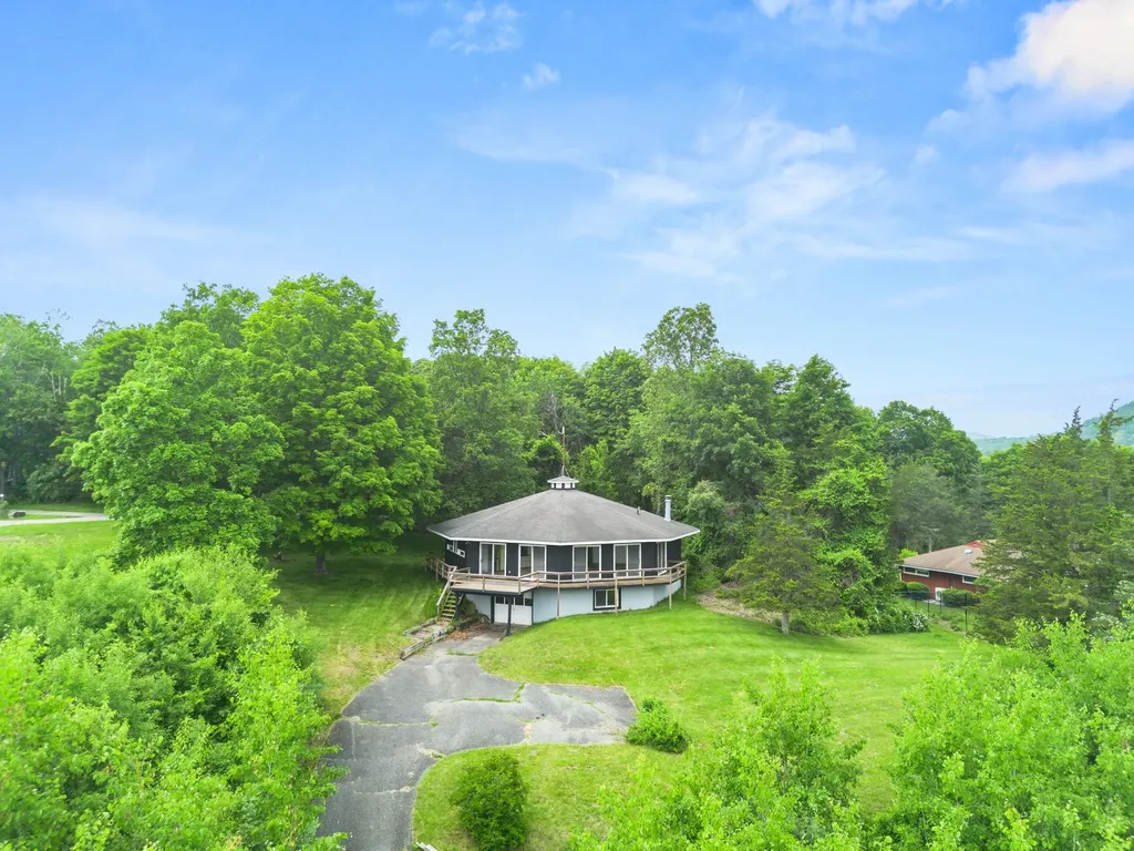 93 Cross Road Patterson NY 12563